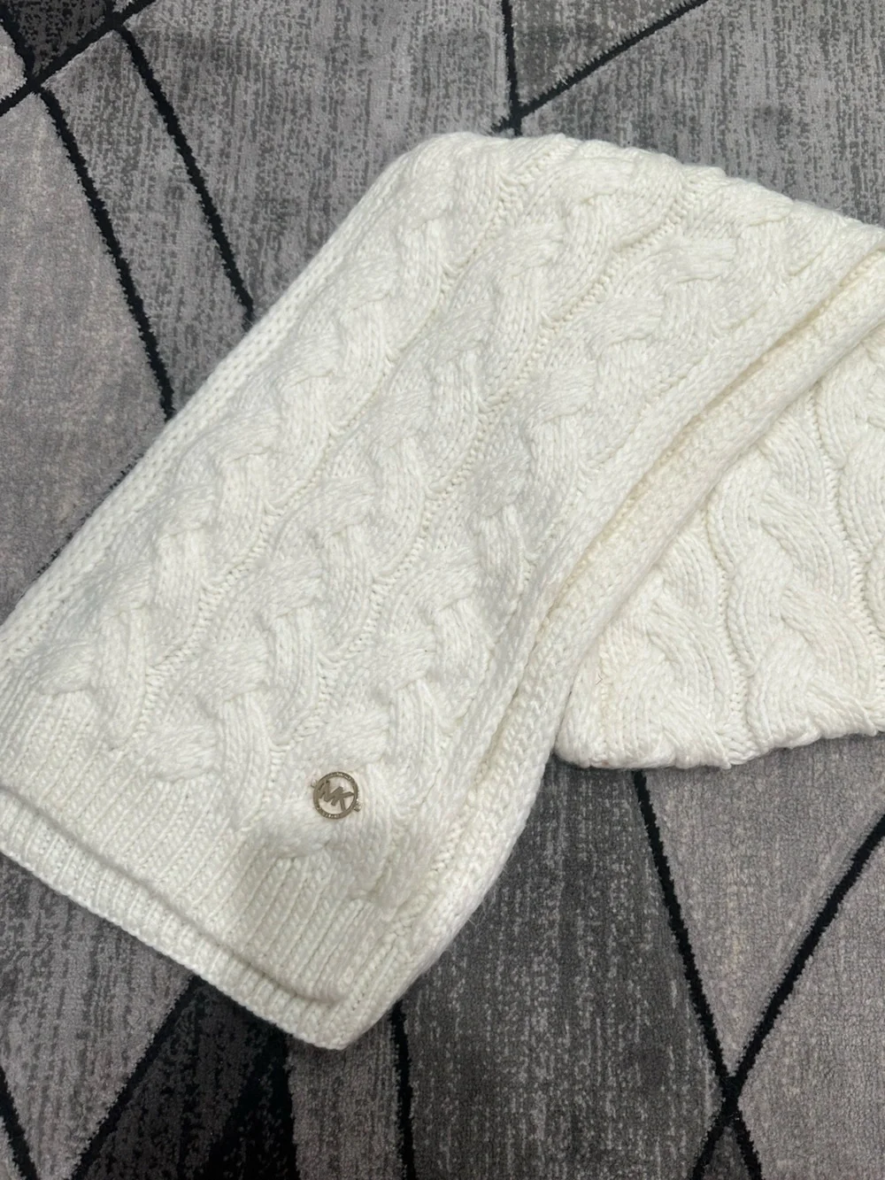 Cable Knit White Scarf with Accent Button